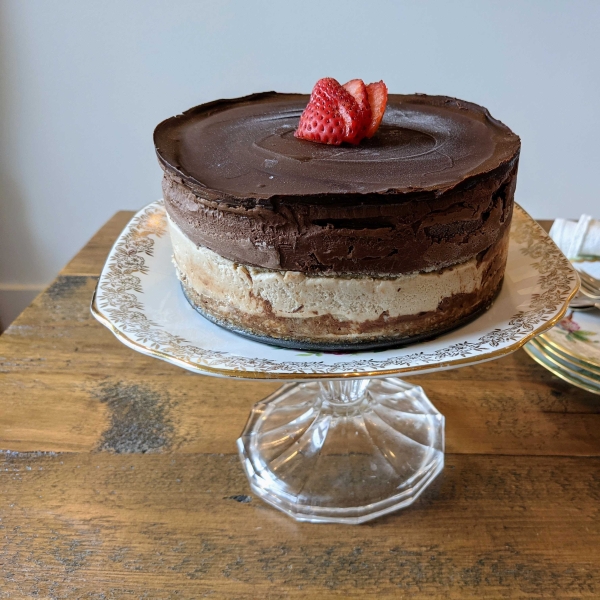 Vegan Mars® Bar Cheesecake