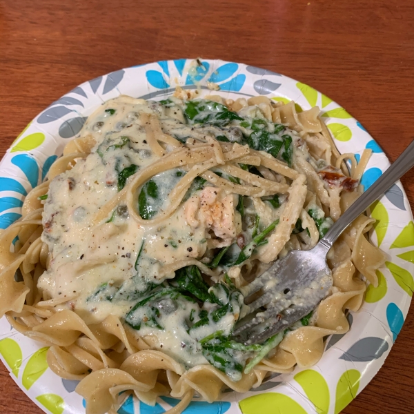 Salmon and Spinach Fettuccine