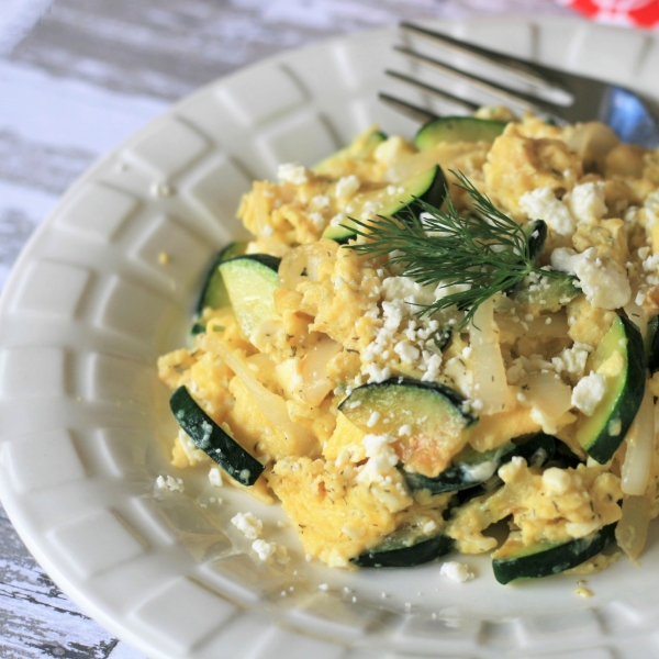 Scrambled Eggs with Zucchini and Feta