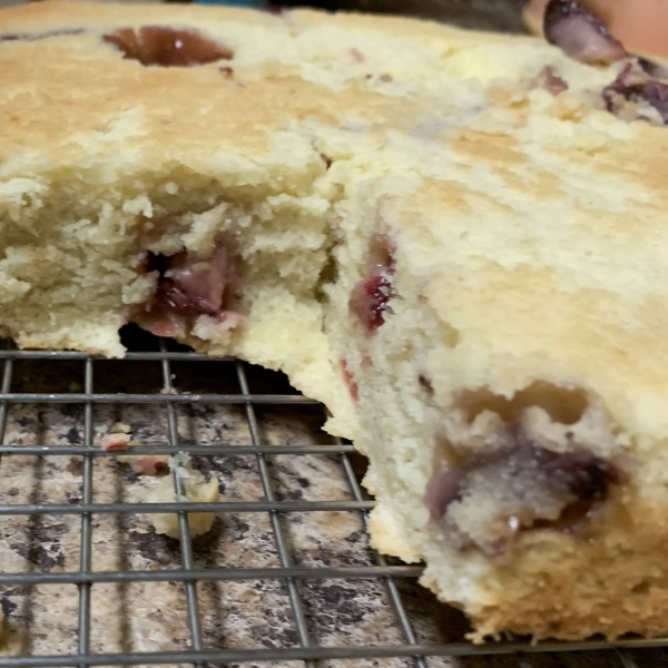 Amazing Strawberry Pound Cake