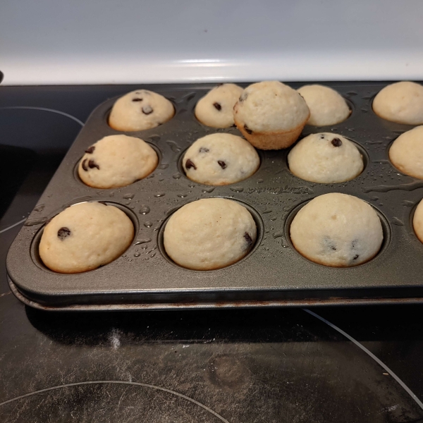 Chocolate Chip Mini Muffins