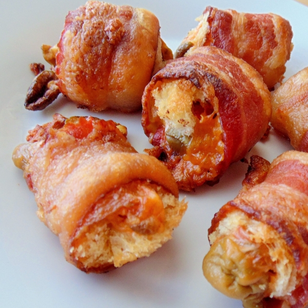 Bacon Olive Wraps