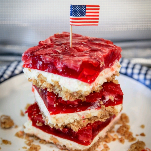 Judy's Strawberry Pretzel Salad