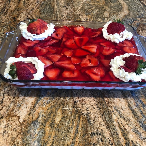 Judy's Strawberry Pretzel Salad