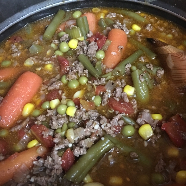 Grandma's Slow Cooker Beef and Vegetable Soup