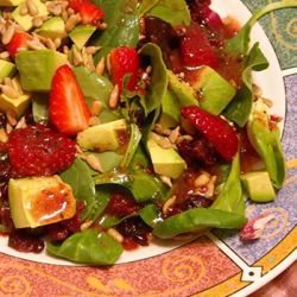 Wonderful Raspberry Walnut Dinner Salad