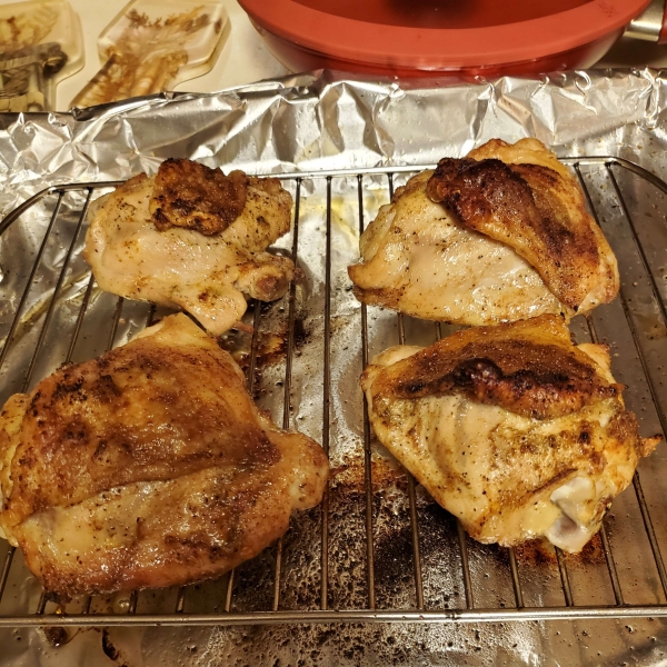 Super Easy Roasted Chicken Thighs