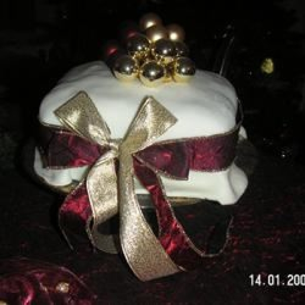 English Christmas Cake