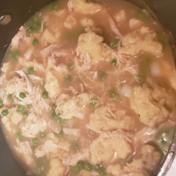 Old Fashioned Chicken and Dumplings