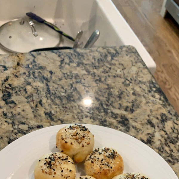 Cream Cheese-Filled Bagel Balls