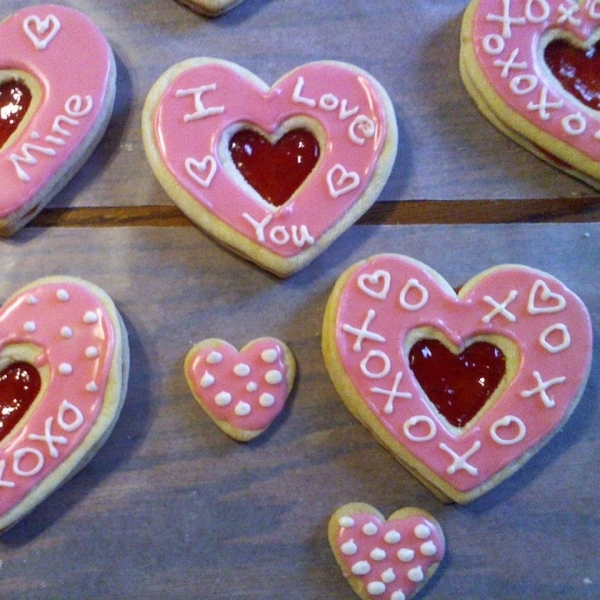 Easy Valentine Sandwich Cookies