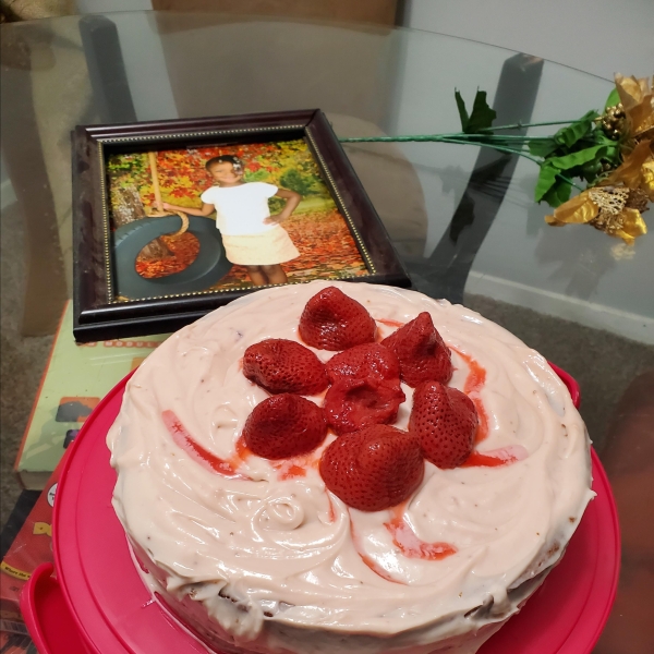 Jesse and Steve's Fresh Strawberry Cake