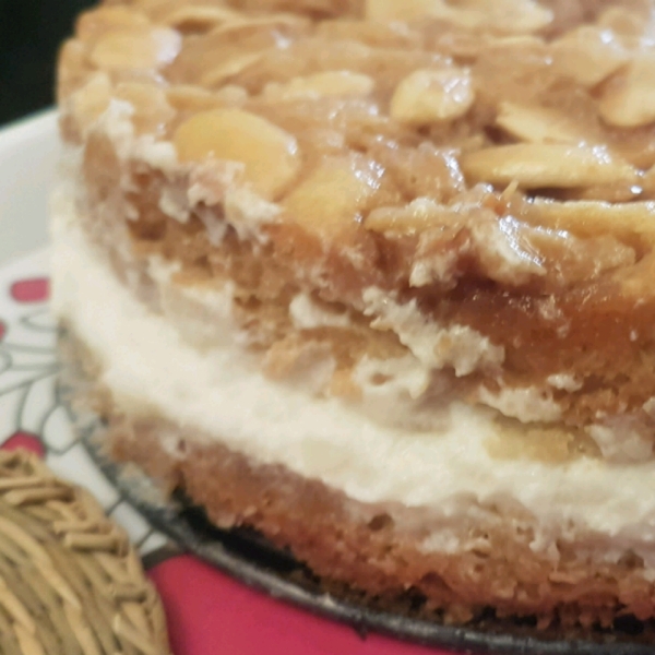 Bee Sting Cake (Bienenstich)