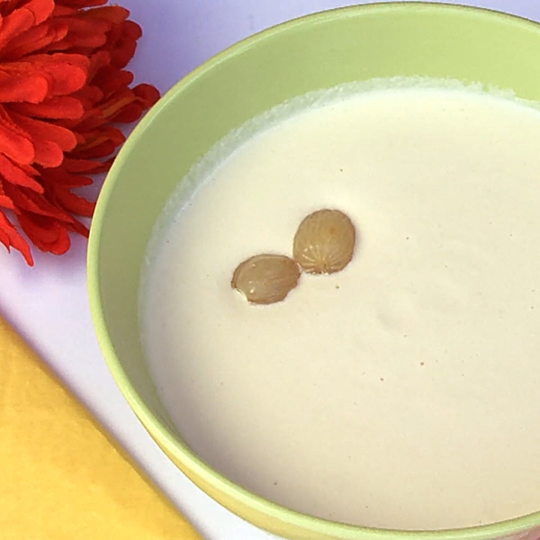 Ajoblanco (Cold Spanish Almond Soup)