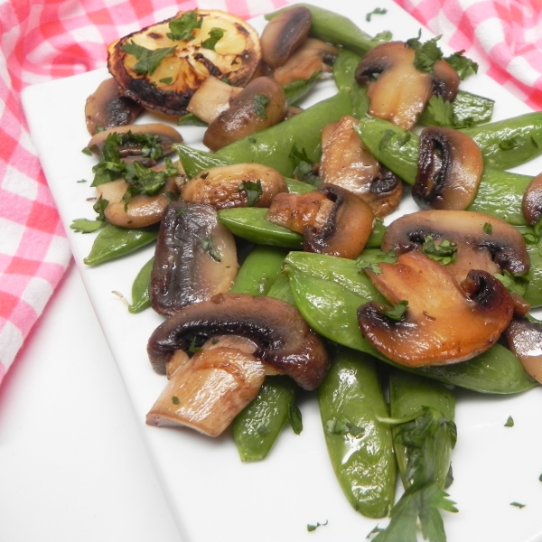 Sauteed Sugar Snap Peas with Mushrooms