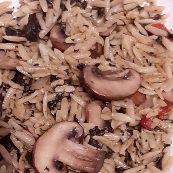 Instant Pot® Spinach and Mushroom Orzo