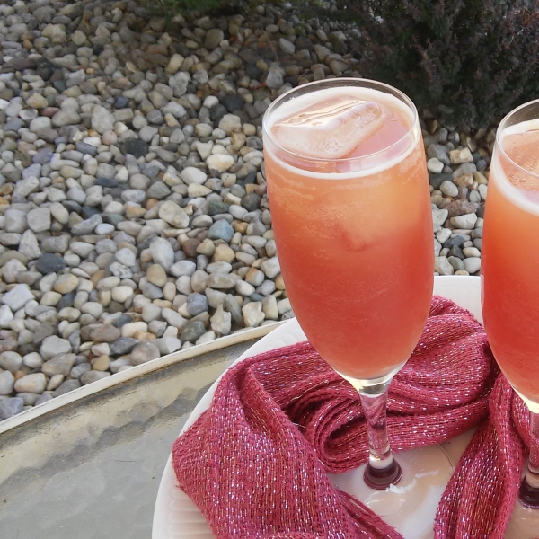 Pink Champagne Mocktail