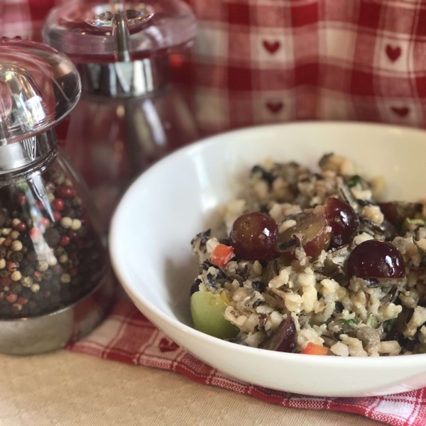 Brown and Wild Rice Salad with Grapes and Kale