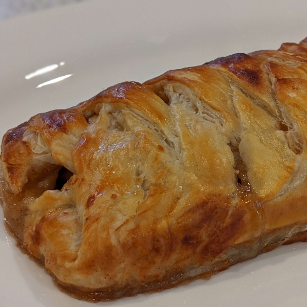 Easy Apple Strudel