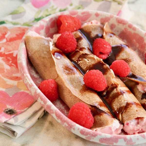 Chocolate-Raspberry Crepes