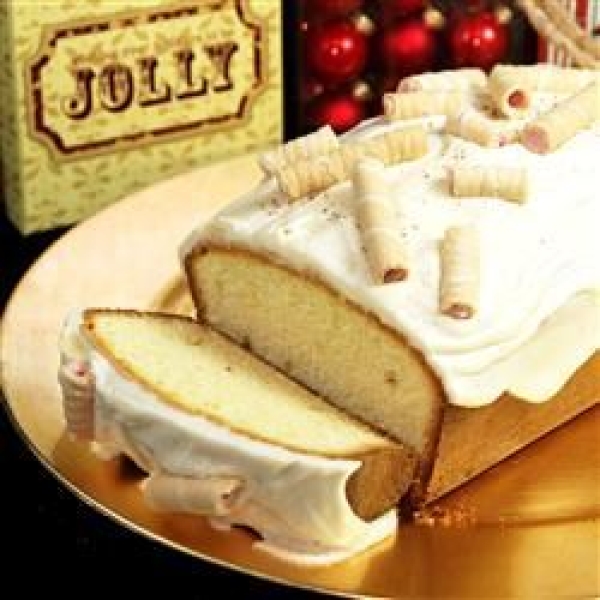 Eggnog Cake
