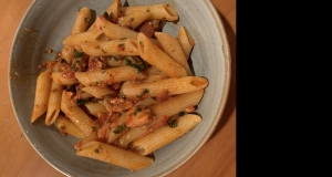 Easy Pasta with Tuna and Tomato Sauce