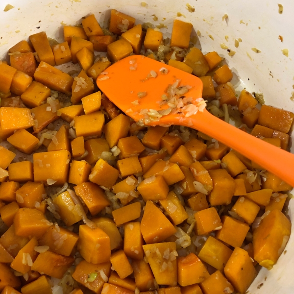 Creamy Butternut Squash With Cinnamon Soup