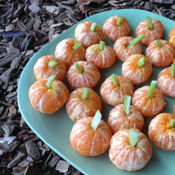 Mandarin Pumpkins (Healthy Halloween Snack)