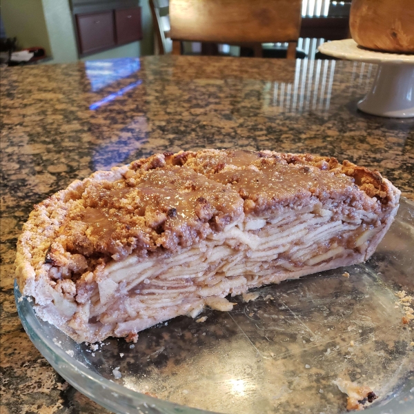 Snickerdoodle-Crusted Apple Pie