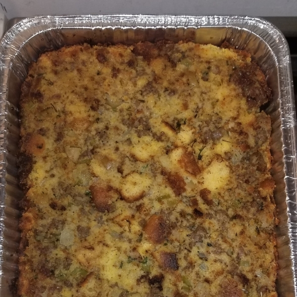 Sausage and Cornbread Dressing