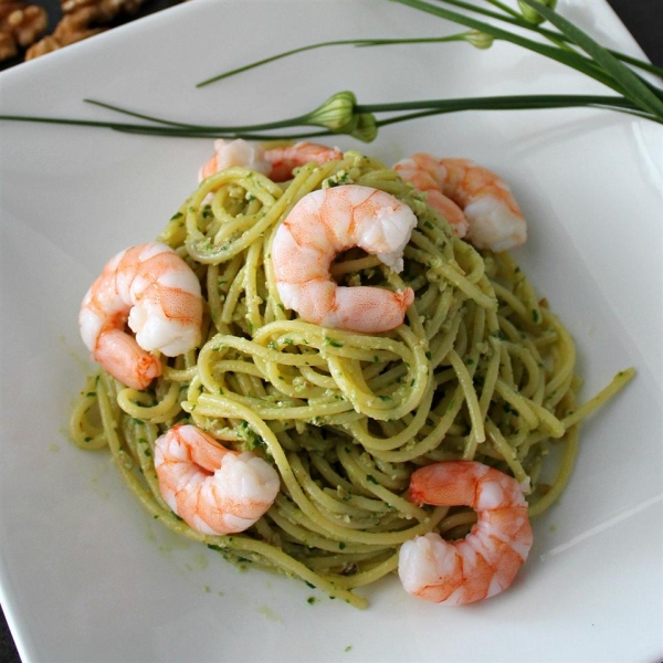 Light Shrimp and Pesto Pasta