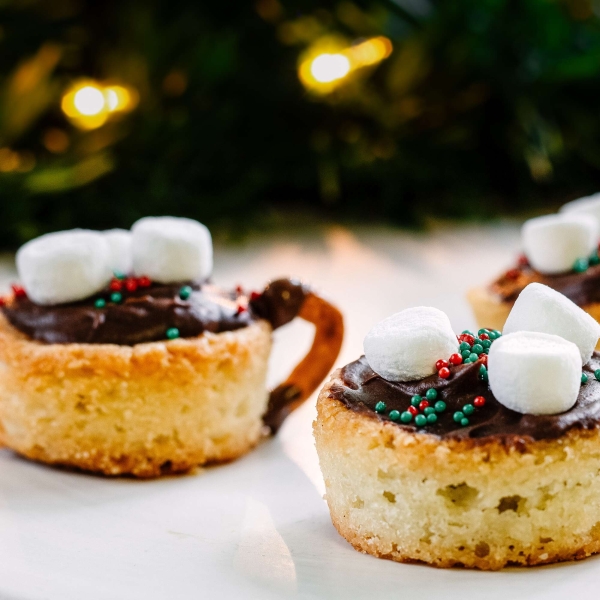 Hot Chocolate Cookie Cups