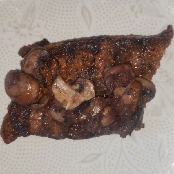 Thyme-Rubbed Steaks with Sauteed Mushrooms