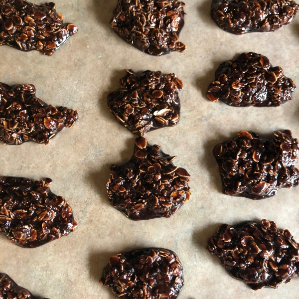 Healthier No Bake Oatmeal Cookies