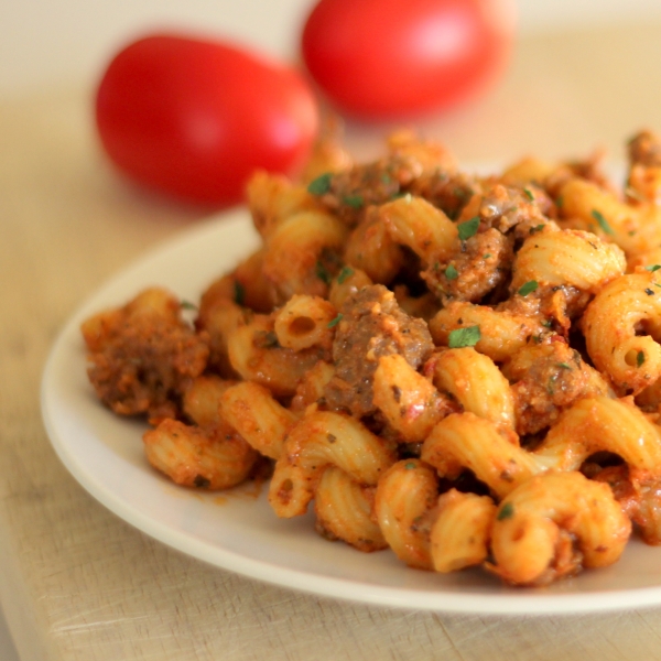 Spicy Roasted Tomato and Ricotta Pasta Sauce