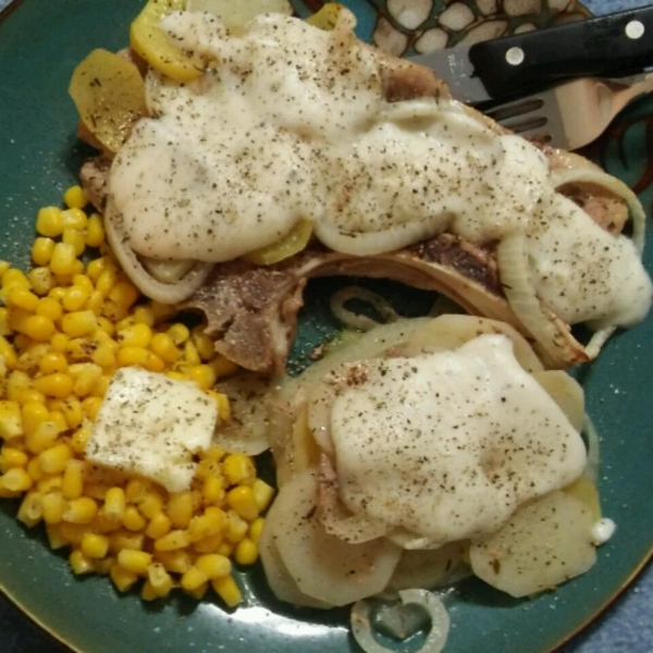 Pork Chops with Scalloped Potatoes