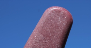 Frozen Berry and Spinach Ice Pops