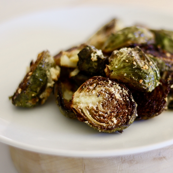 Garlic-Parmesan Roasted Brussels Sprouts