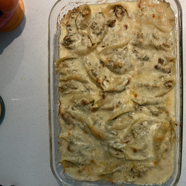 Chicken Alfredo Stuffed Shells