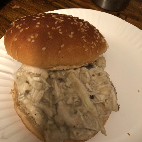 Hot Shredded Chicken Sandwiches