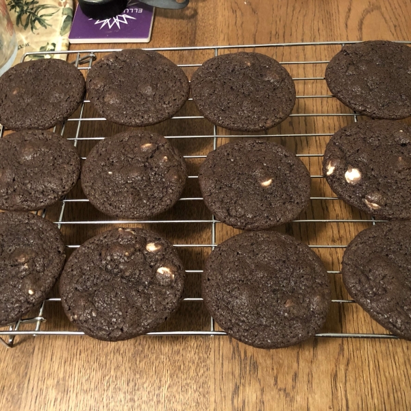 Soft Chocolate Cookies