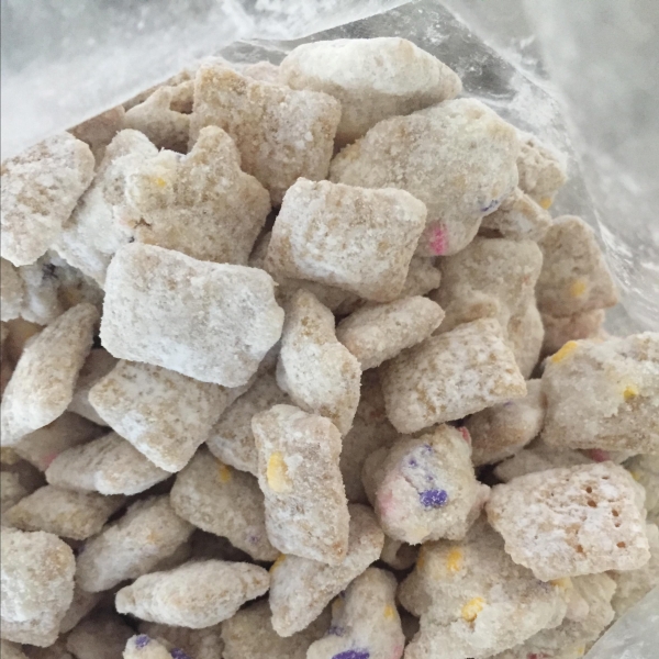 Confetti White Puppy Chow