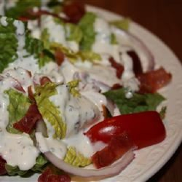 Buttermilk Peppercorn Ranch Salad Dressing