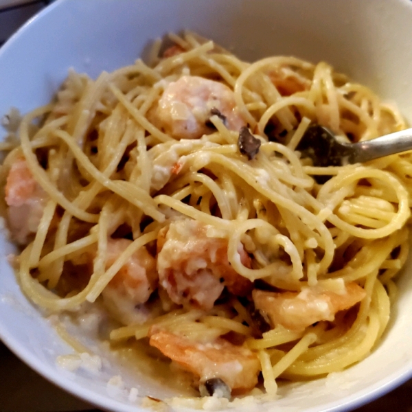 Mushroom Shrimp Alfredo Pasta