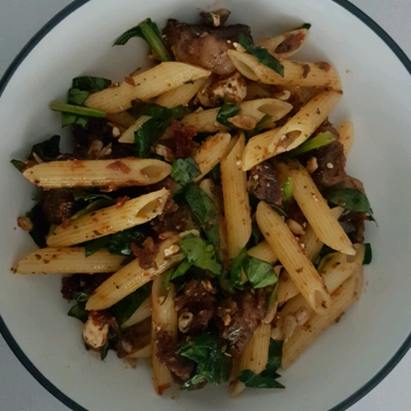 Quick Greek Pasta Salad with Steak