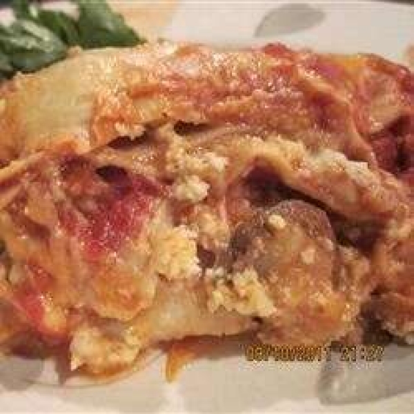 Italian Sausage and Mushroom Lasagna with Béchamel Sauce