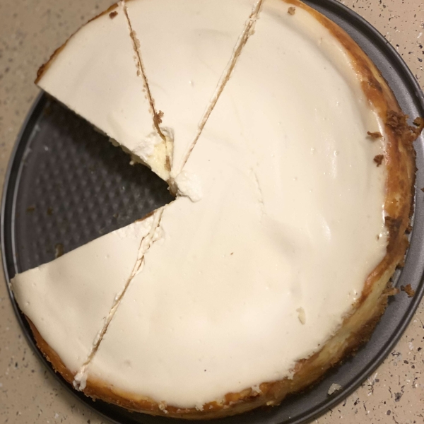 Waldorf's Sour Cream Cheesecake