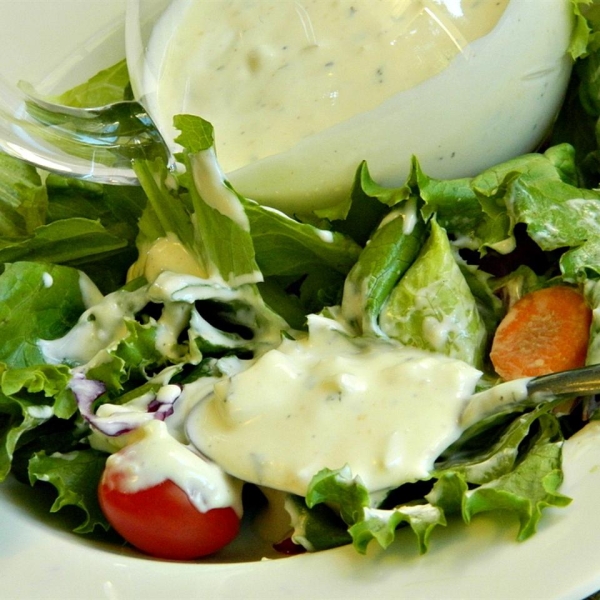 Homestyle Garlic Ranch Dressing