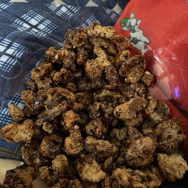 Crusted Cinnamon Walnuts