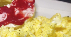 Microwave Scrambled Eggs